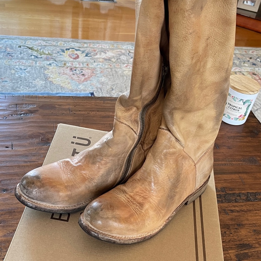 Bed Stu Manchester II Tan Rustic White BFS Tall Boots SIZE 9